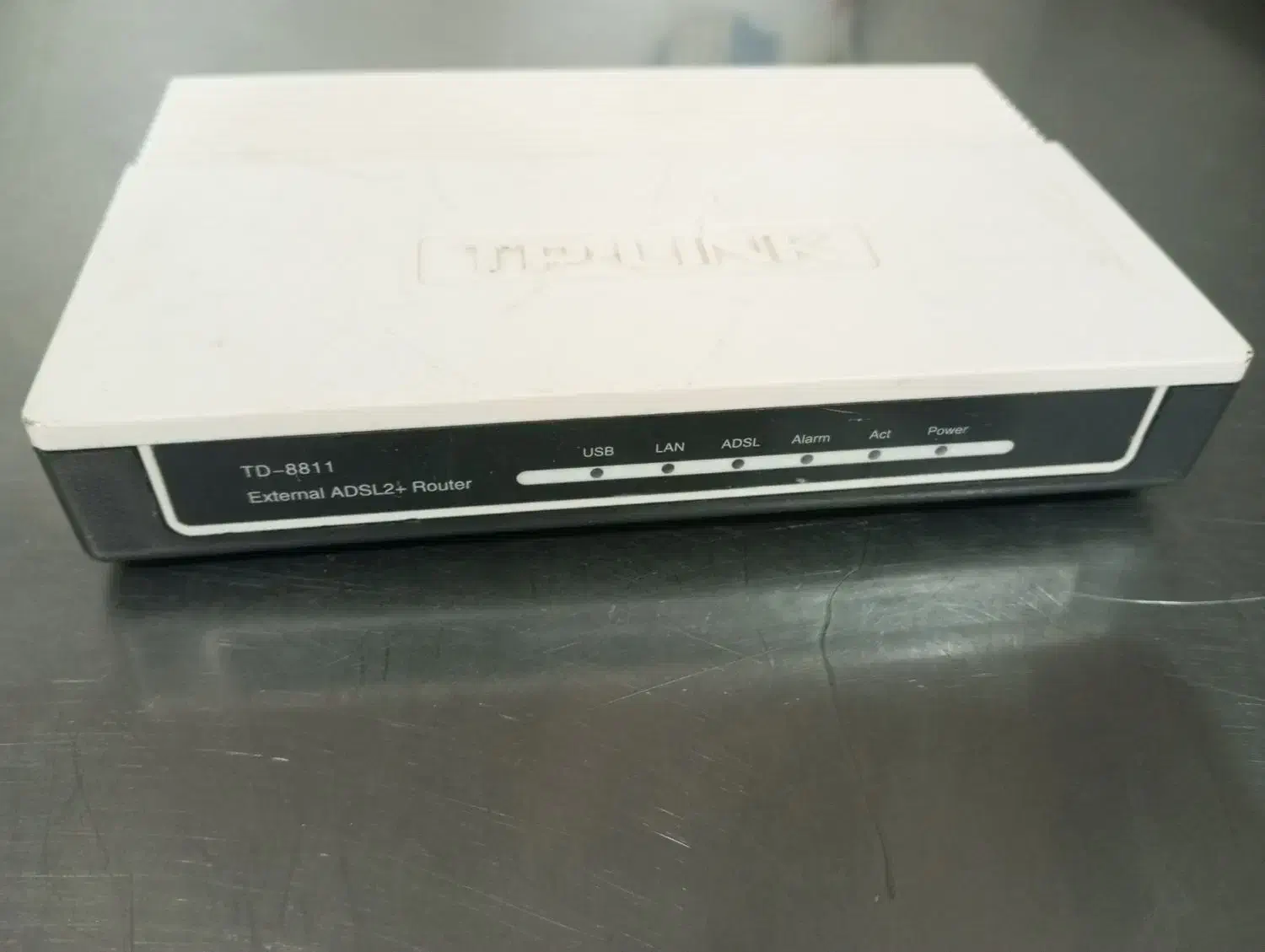 مودم TP Link TD 8811|مودم و تجهیزات شبکه|میانه, |دیوار