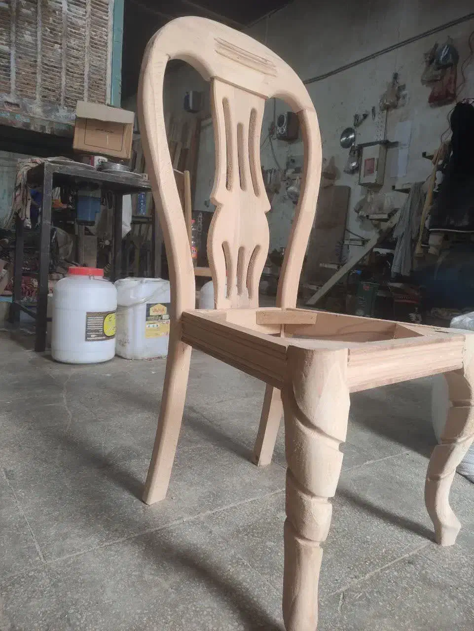 صندلی چوبی بدون رنگ و رویه|میز و صندلی غذاخوری|قم, ناصردیوان|دیوار