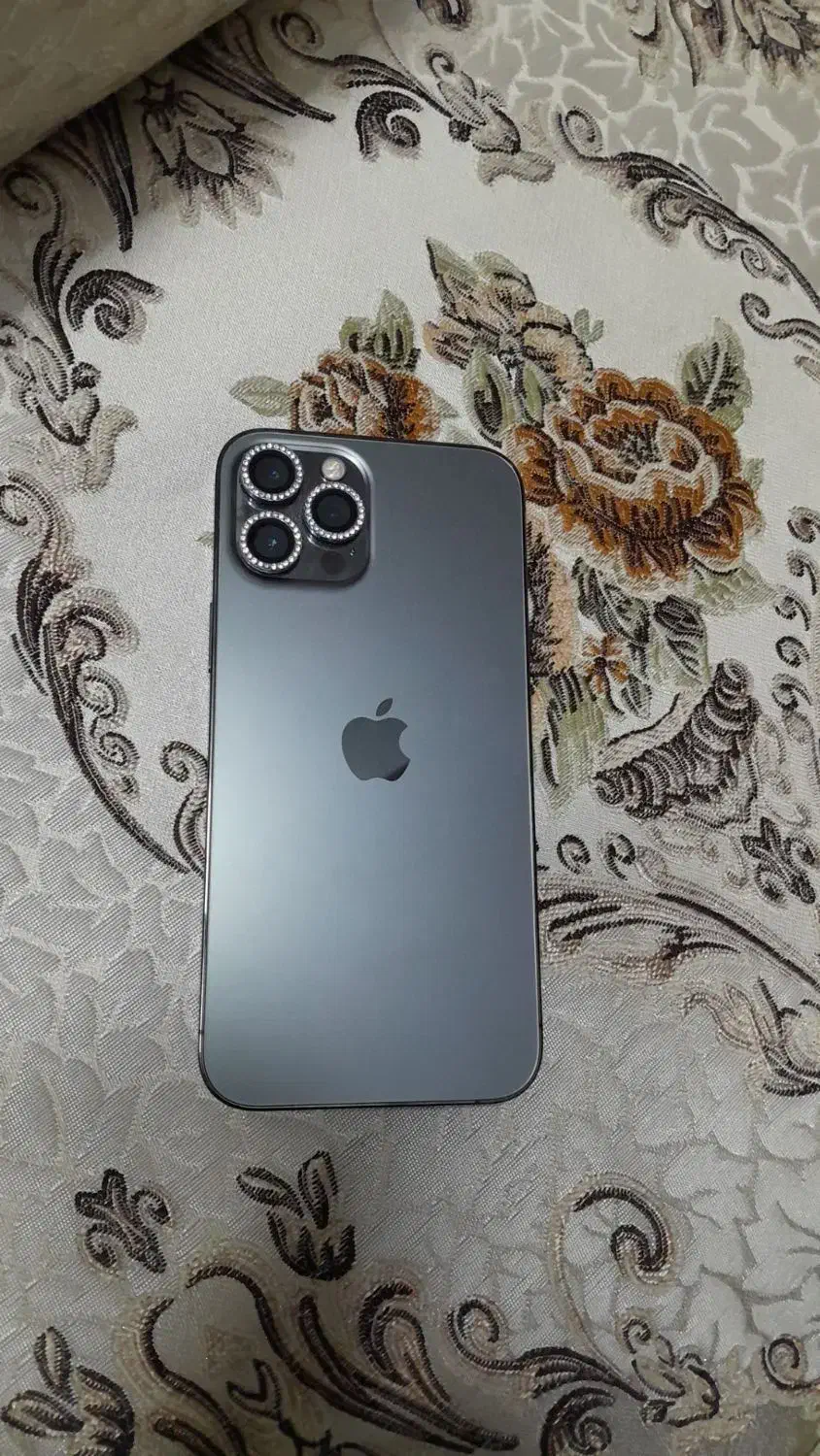 گوشی آیفون ۱۲ پرو سالم درحد|موبایل|تهران, فردوسی|دیوار