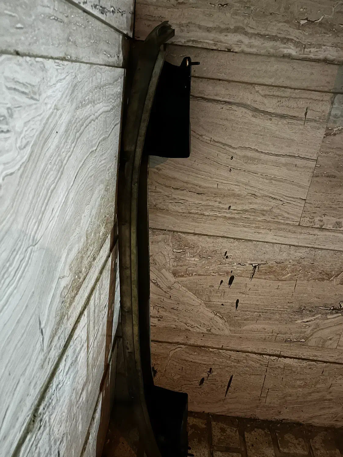 دیاق اصلی سپر جلو ۴۰۵|قطعات یدکی و لوازم جانبی|یاسوج, |دیوار