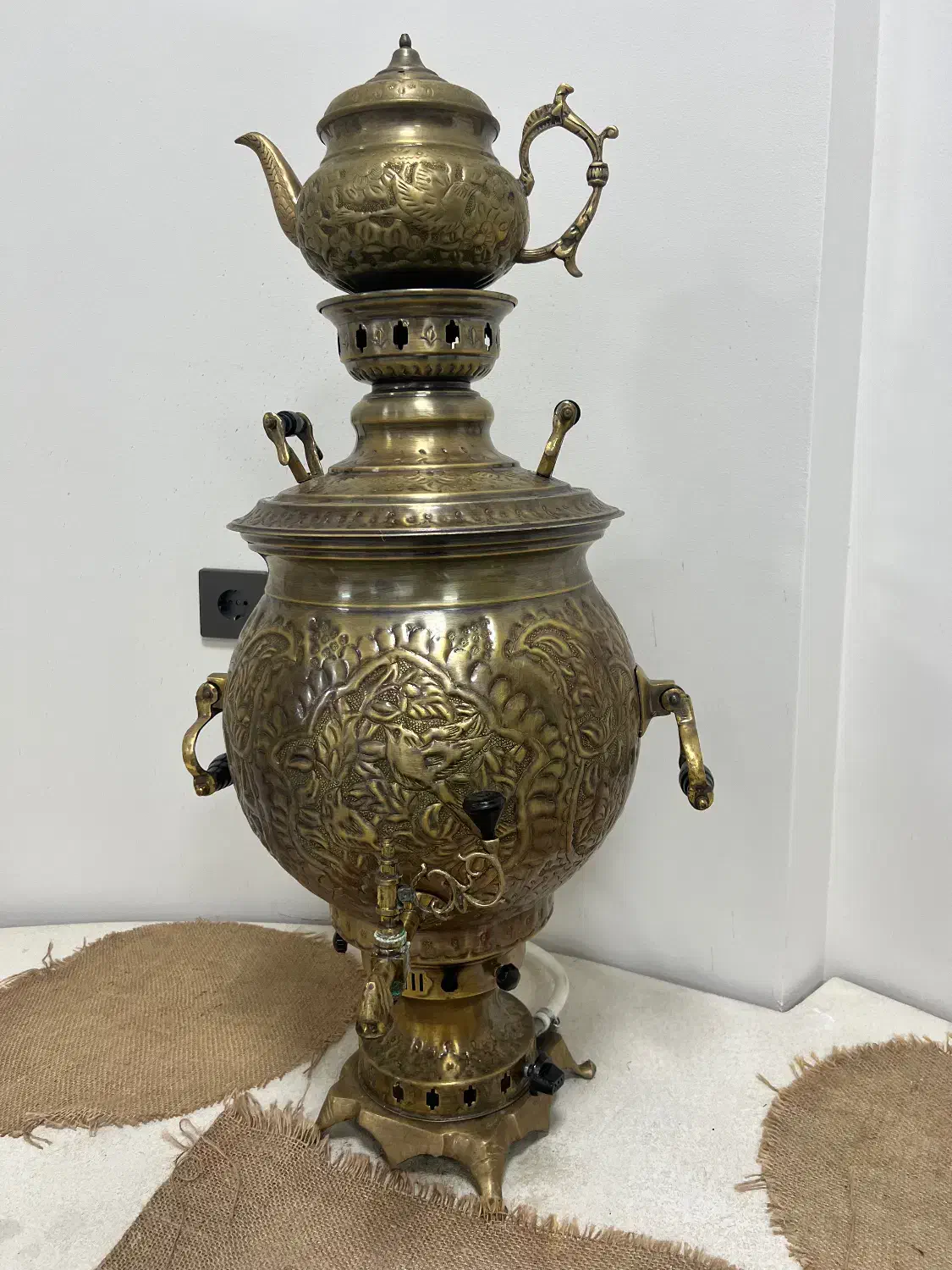 قوری و سماور|سماور، چای‌ساز، قهوه‌ساز|بابل, |دیوار