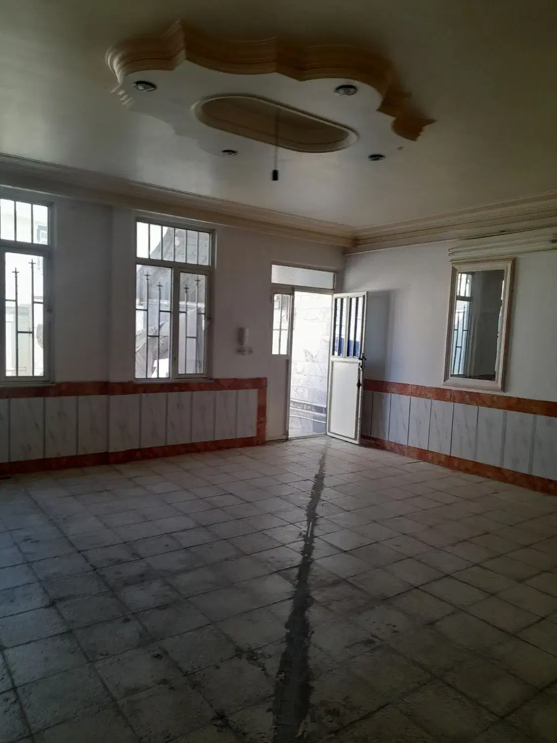 اجاره‌ حیاط  غلامی بلوار آزادی روبروخیابان کارگر|اجارهٔ خانه و ویلا|اسفراین, |دیوار