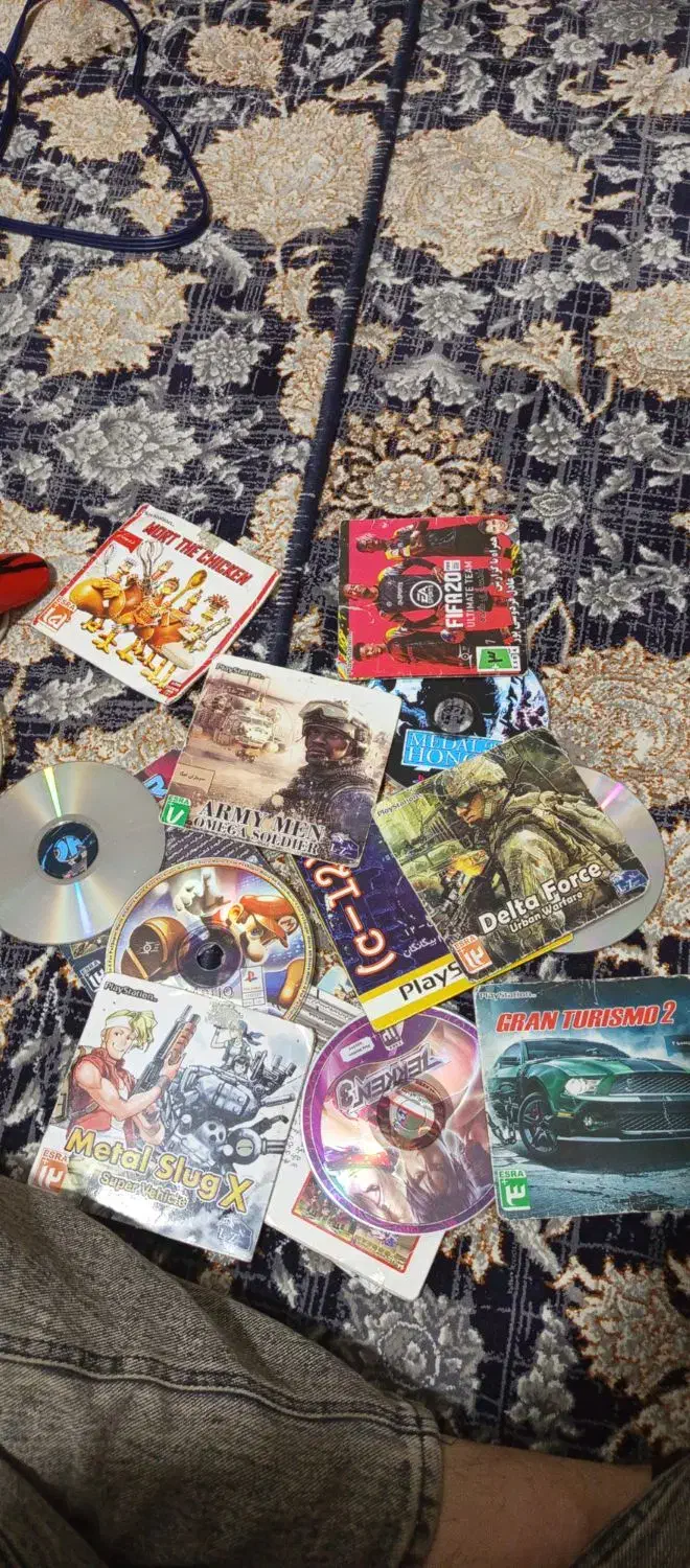 سونی 1سالم دوتا دسته|کنسول، بازی ویدئویی و آنلاین|محمدشهر, همایون ویلا|دیوار