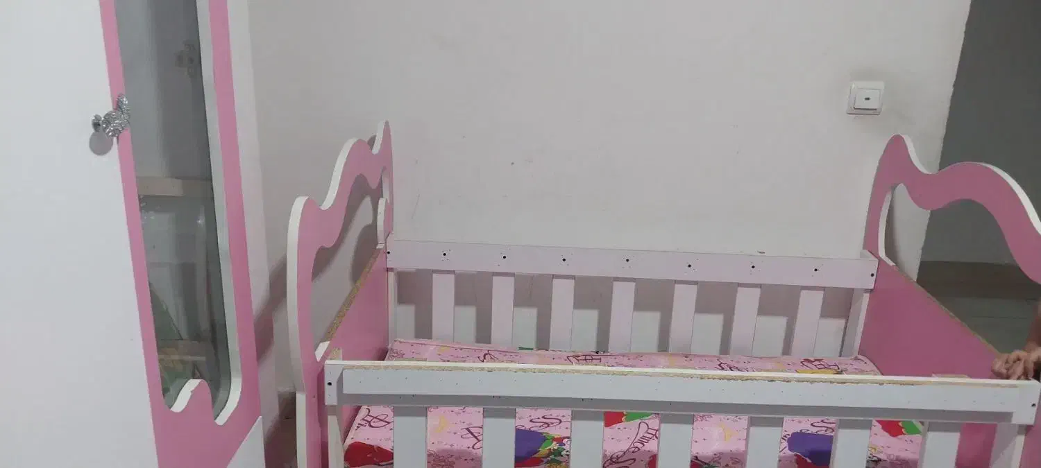 تختخواب|تخت و سرویس خواب|قروه, |دیوار