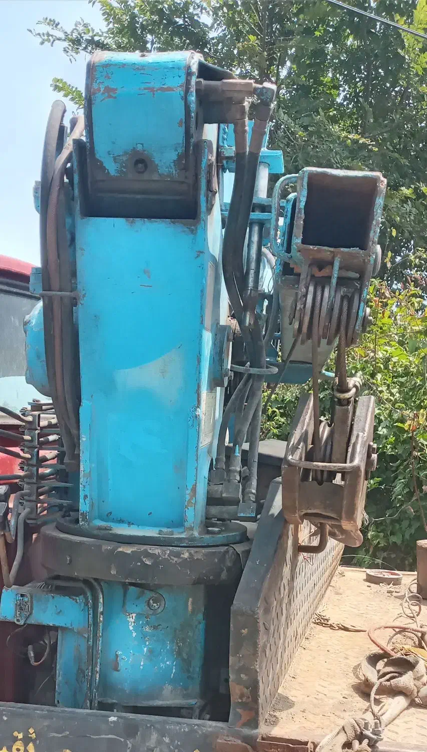 دکل  جرثقیل۲۲۰ نیسانی|ماشین‌آلات صنعتی|کلاچای, |دیوار