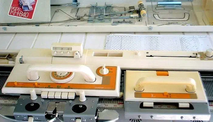 ماشین بافت دستگاه بافتی|چرخ خیاطی و ریسندگی|گلبهار, شهر جدید گلبهار|دیوار