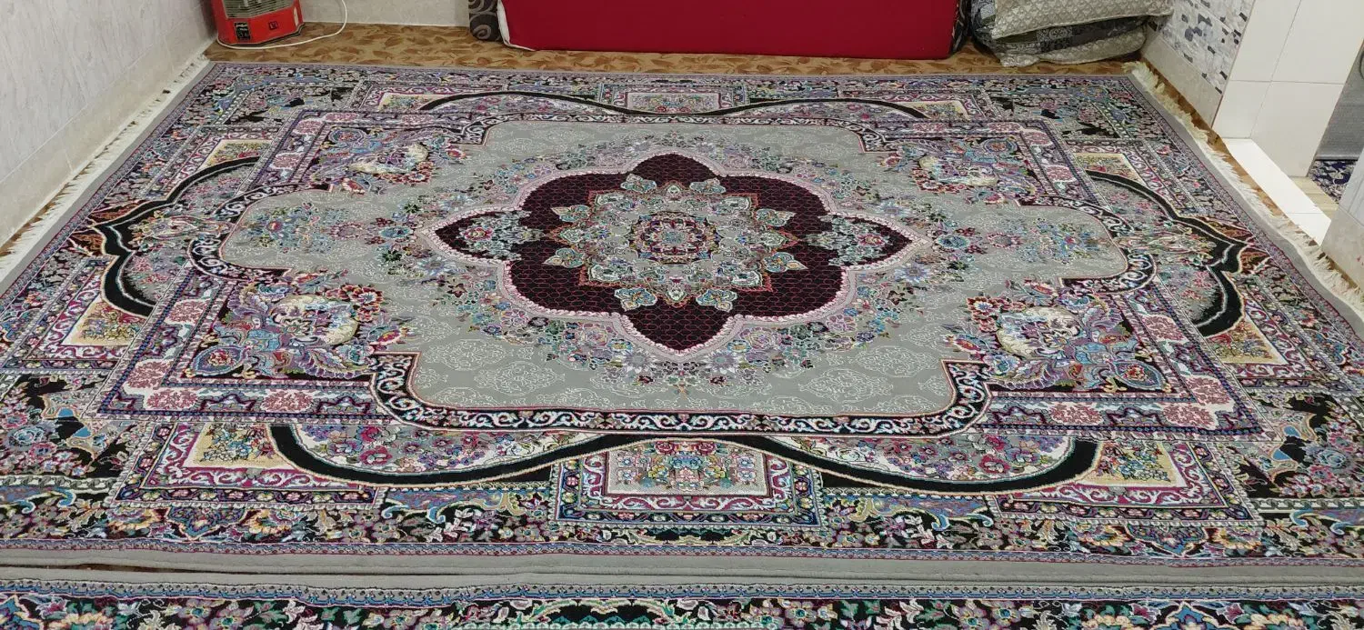 ۹ متری ‌ و ۱۲ متری|فرش|قم, نیروگاه|دیوار