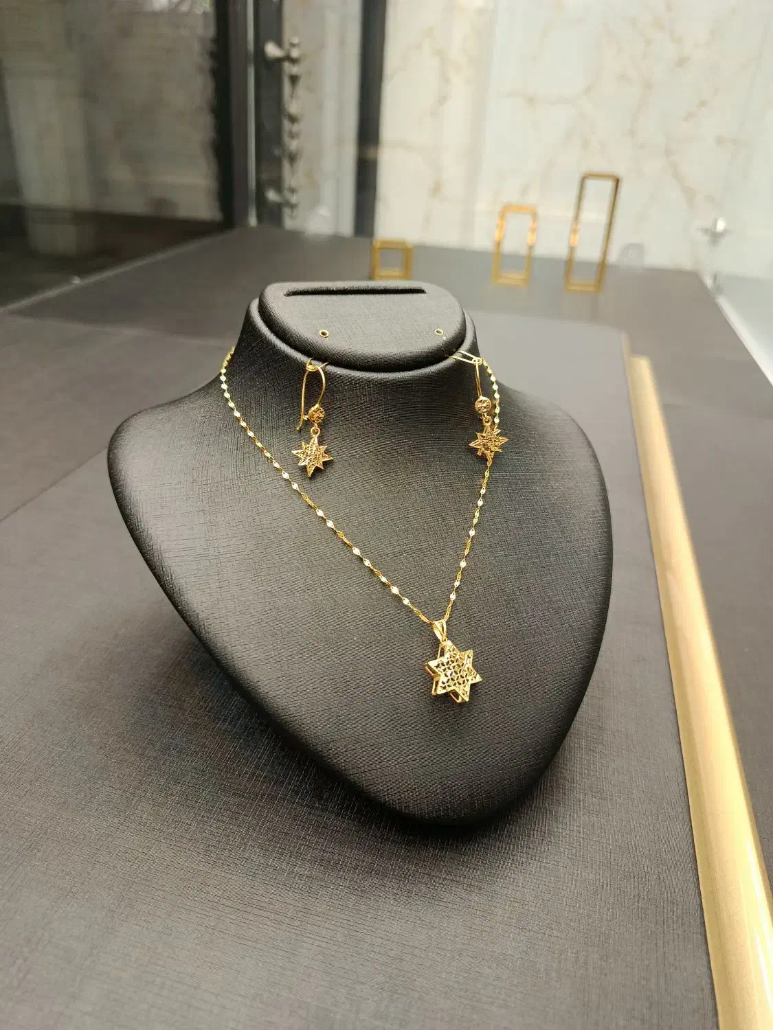 طلای نو باوزن و نمای عالی|جواهرات|تهران, پونک|دیوار