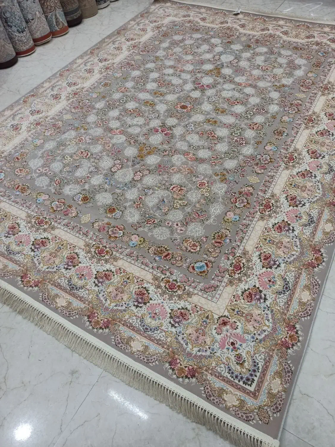 (اندیشه۹۳) دو تخته فرش ۹ متری گوهر شاد مشهد|فرش|مشهد, مشکینی (شهرک غرب)|دیوار