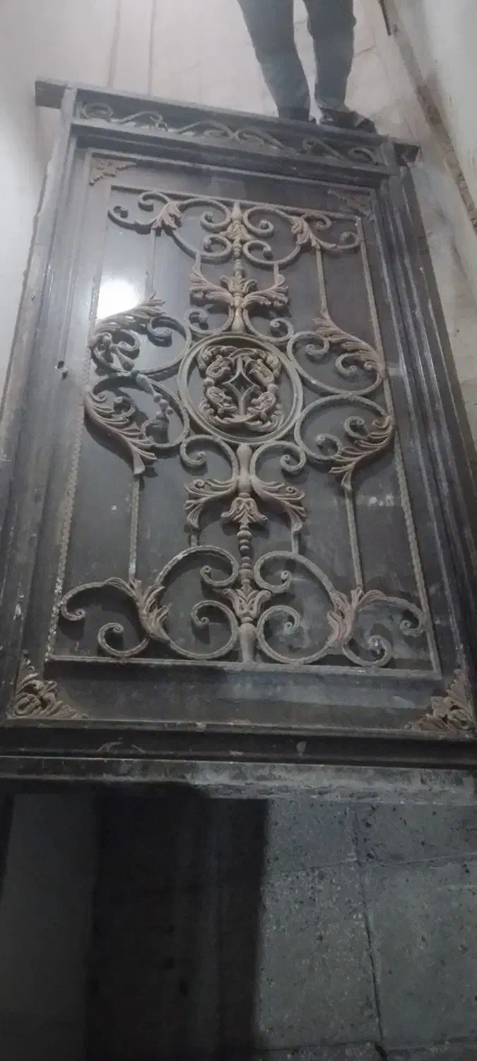 در حیاط|مصالح و تجهیزات ساختمان|قیامدشت - خاورشهر, |دیوار