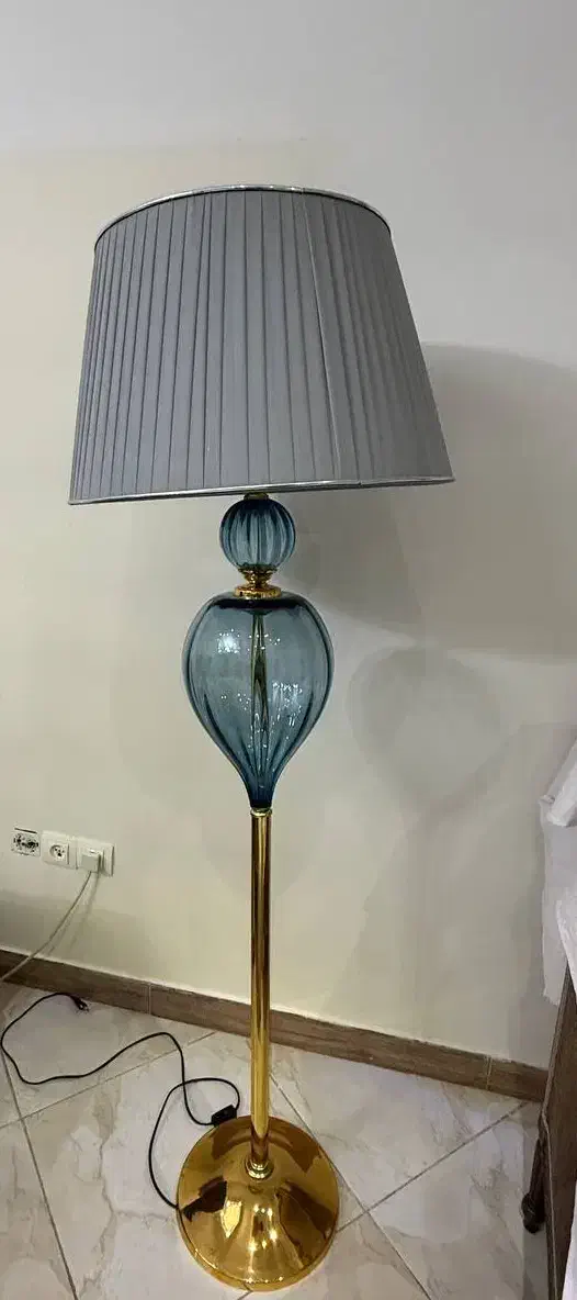 آباژر پایه بلند|چراغ خواب و آباژور|فردیس, شهرک وحدت|دیوار