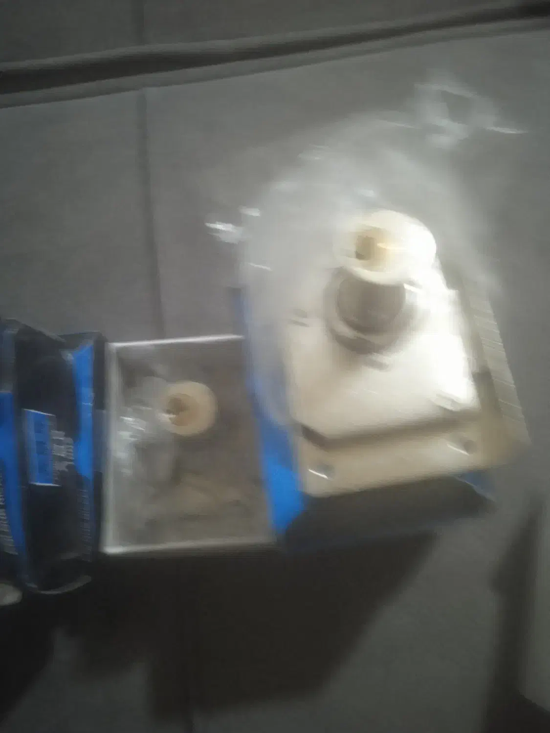 قفل کمد دیواری|مصالح و تجهیزات ساختمان|کرج, گلدشت|دیوار