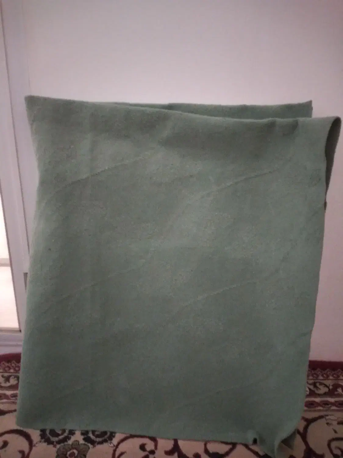 در کمد دیواری و موکت|حراج|قم, سراجه (۱۵ خرداد)|دیوار