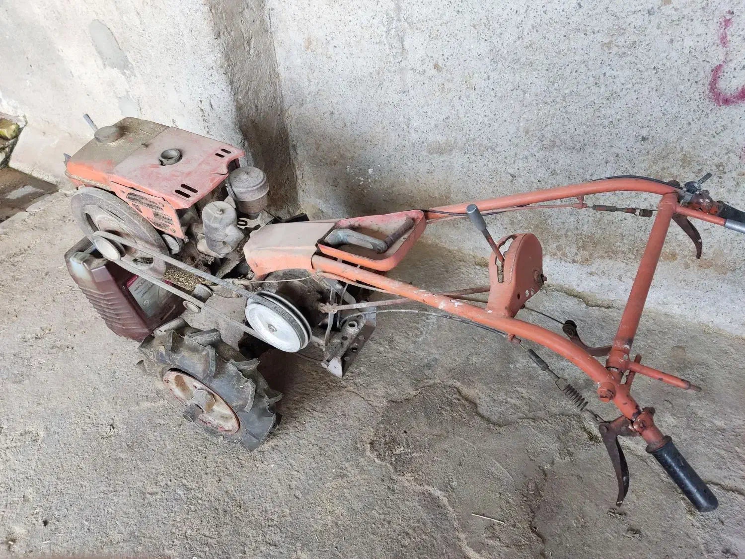 تیلر|ابزارآلات|محمدیه-قزوین, |دیوار