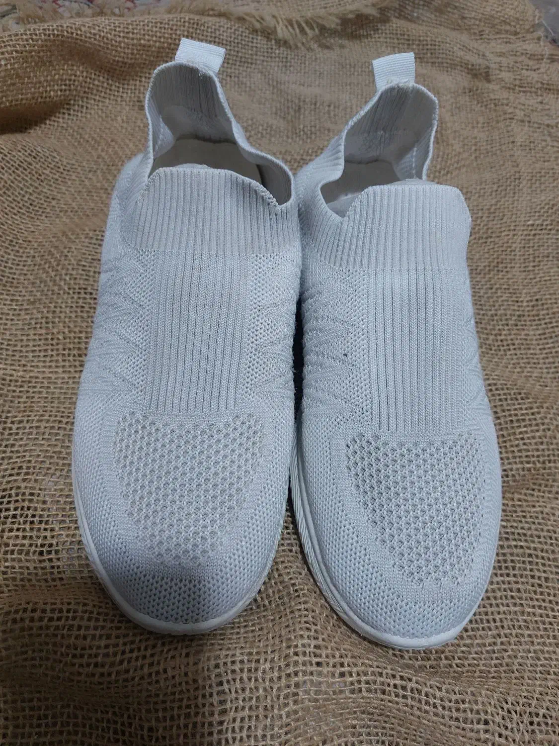 کتانی در حد نو|کیف، کفش، کمربند|هشتگرد, شهرک ولیعصر (مصلی)|دیوار