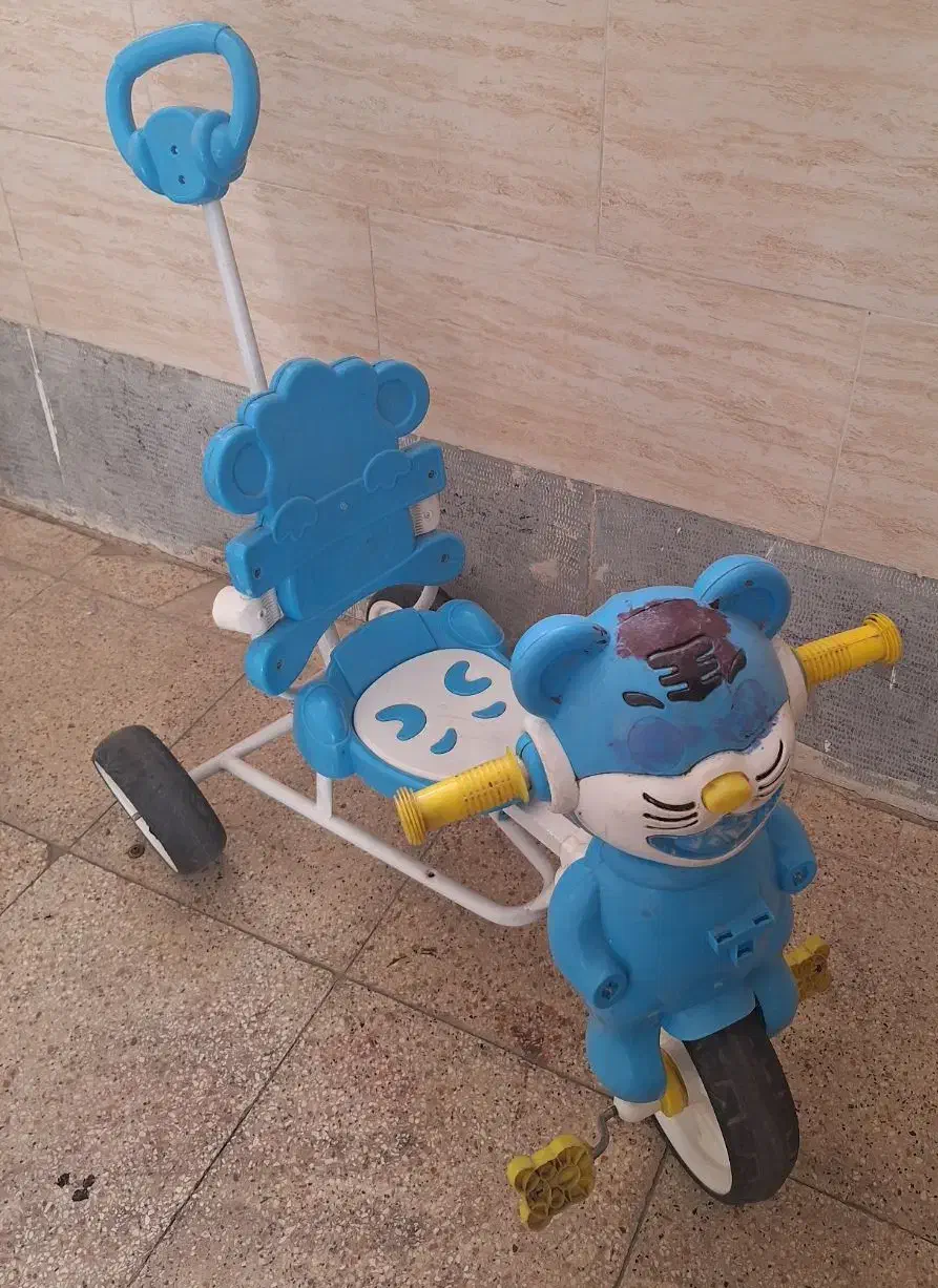 سه چرخه|دوچرخه، اسکیت، اسکوتر|فولادشهر, مسکن مهر فولادشهر|دیوار