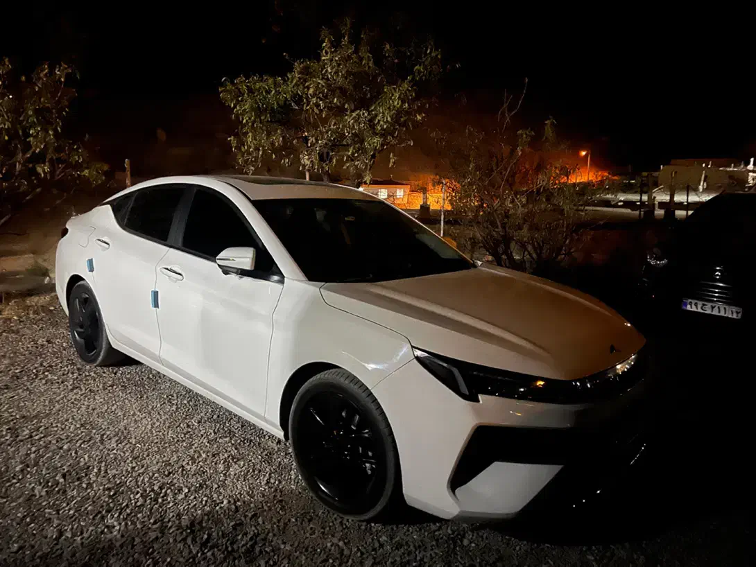 Kmc j7 بدون رنگ ۴۰۱|خودرو سواری و وانت|مشهد, آزادشهر|دیوار