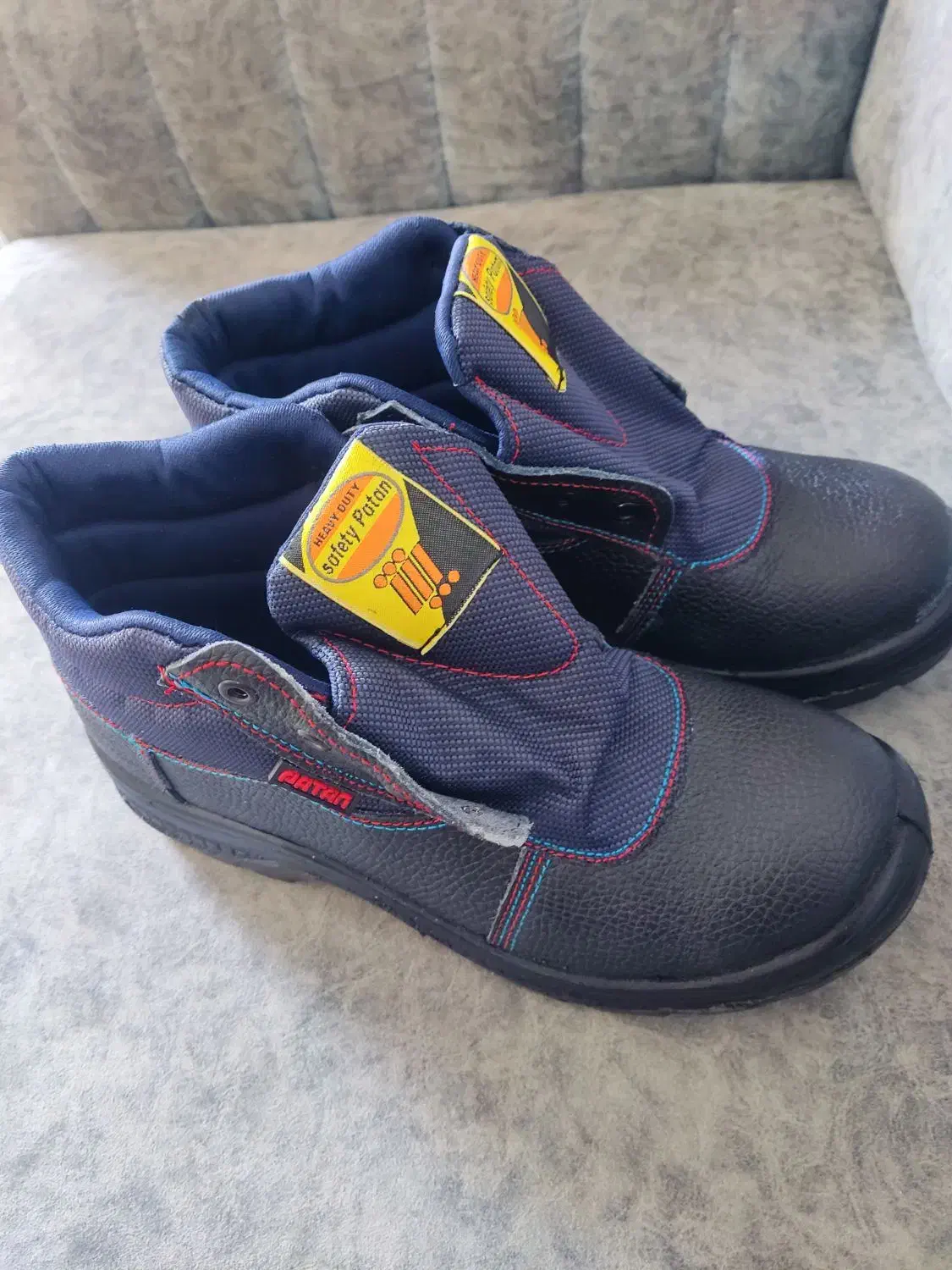 کفش ایمنی|کیف، کفش، کمربند|زرند, |دیوار