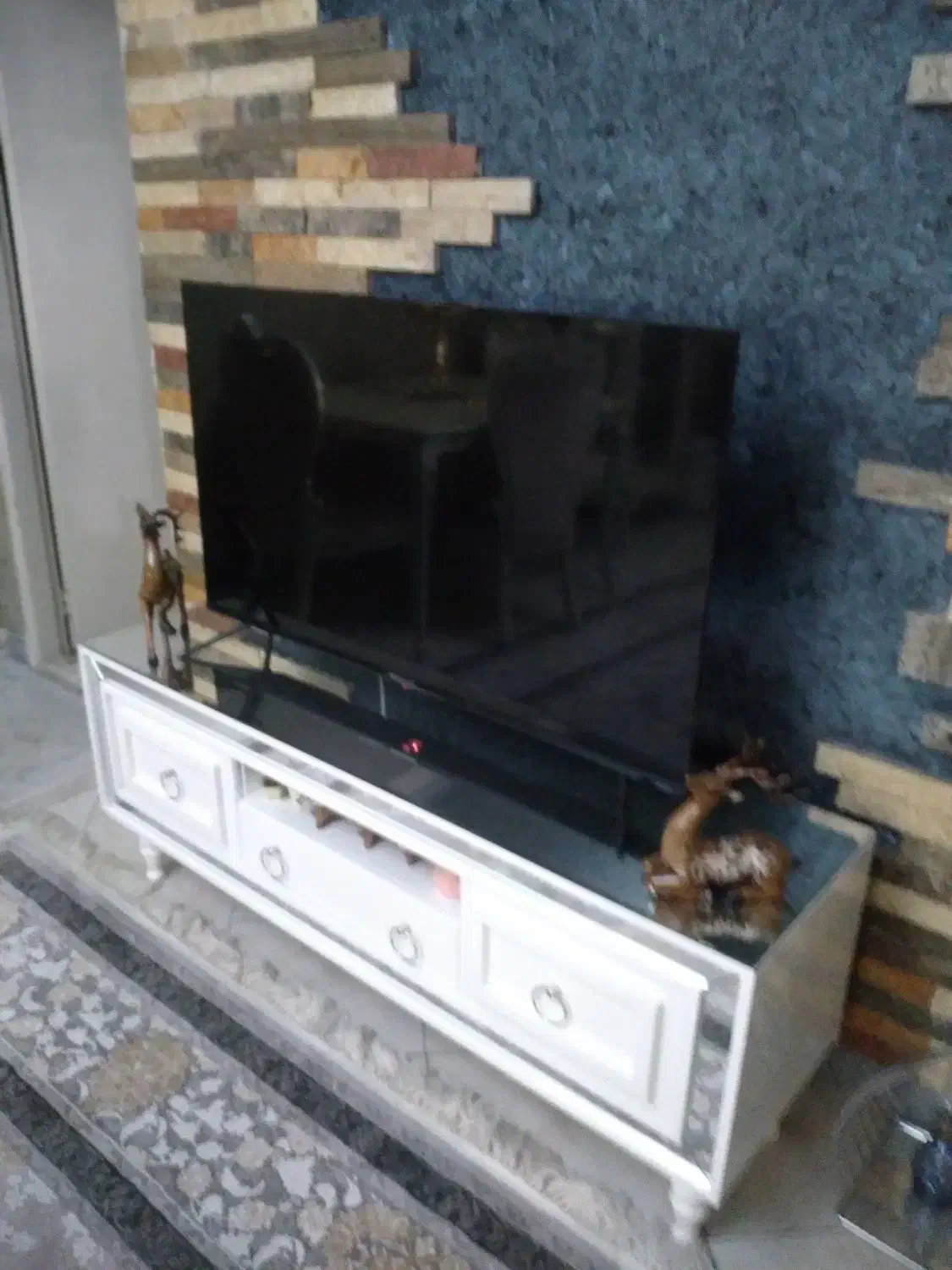 تلویزیون ۵۰ اینچ|تلویزیون و پروژکتور|اسلام‌شهر, مظفریه|دیوار