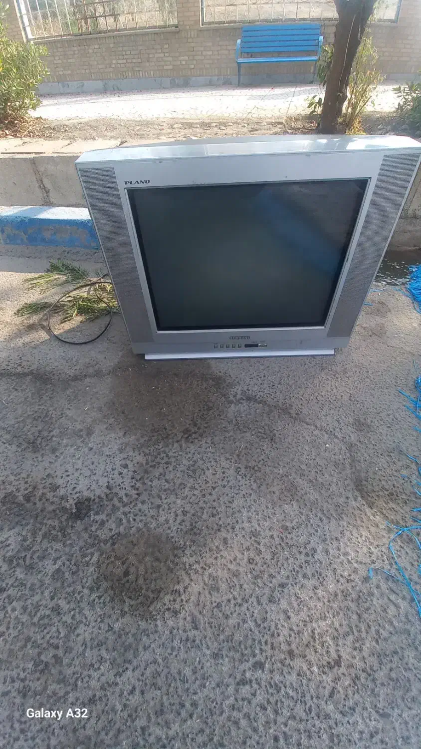 تلویزیون|تلویزیون و پروژکتور|دوگنبدان, |دیوار