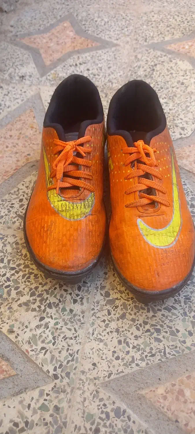 کفش فوتبال نو بدون زدگی|ورزشهای توپی|الشتر, |دیوار