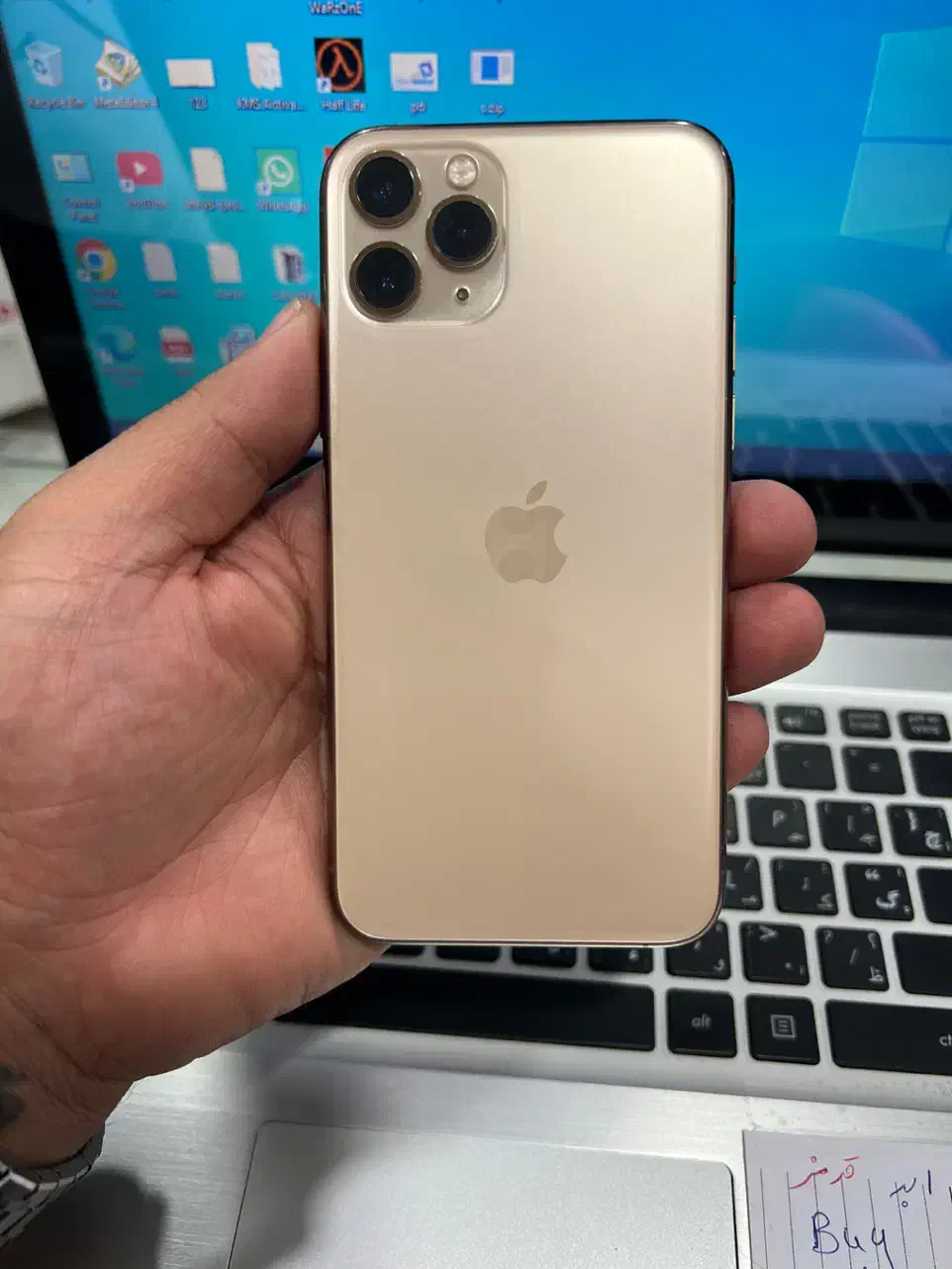 iphone 11pro 256 gig|موبایل|شیراز, شهرک فرهنگیان|دیوار