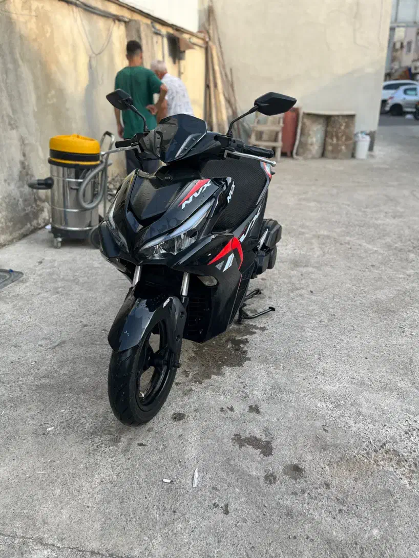 آیروکس ۱۵۵|موتورسیکلت|رشت, معلم|دیوار
