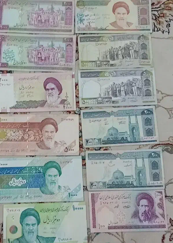 کلکسیونی تمبر و اسکناس و سکه|کلکسیون سکه، تمبر، اسکناس|اصفهان, الهیه|دیوار