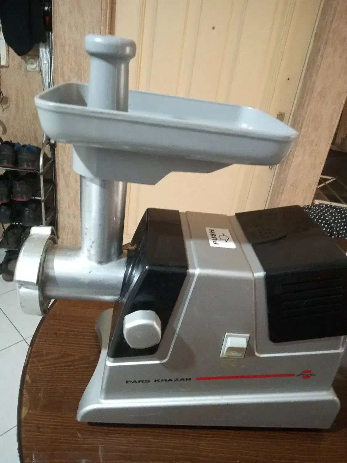 چرخ گوشت پارس خزر و آب میوه گیری پارس خزر|آبمیوه‌گیر و آب‌مرکبات‌گیر|رشت, دیلمان|دیوار