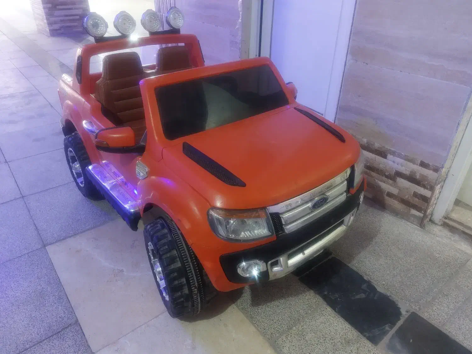 ماشین شارژی نو|اسباببازی بچه|زاهدان, |دیوار