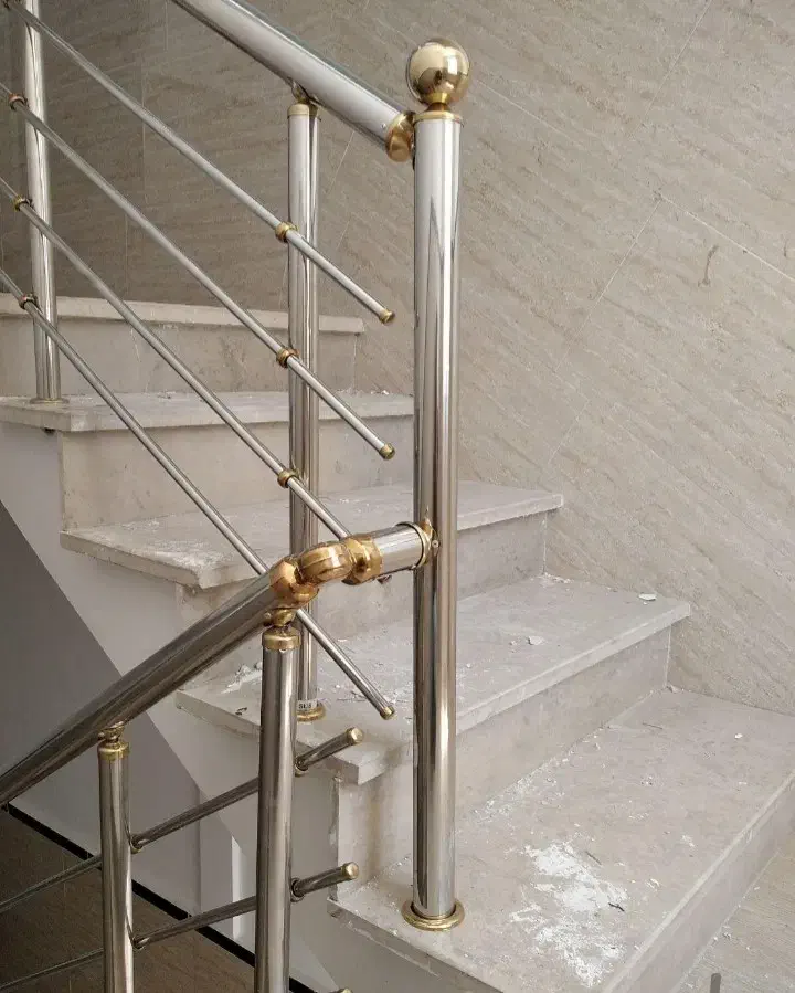 نصب و اجرای انواع نرده های استیل|مصالح و تجهیزات ساختمان|الیگودرز, |دیوار