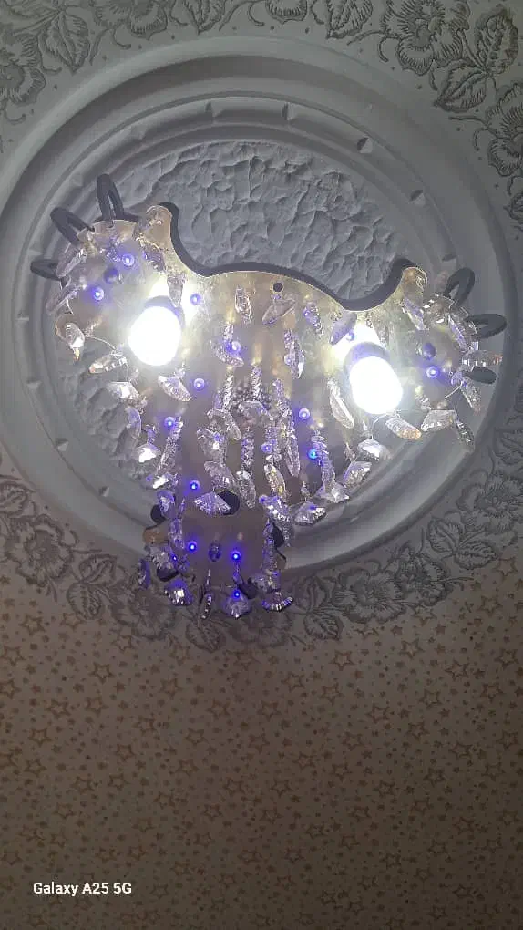 لوستر اتاق در حد نو|لوستر و چراغ آویز|رشت, شالکو|دیوار