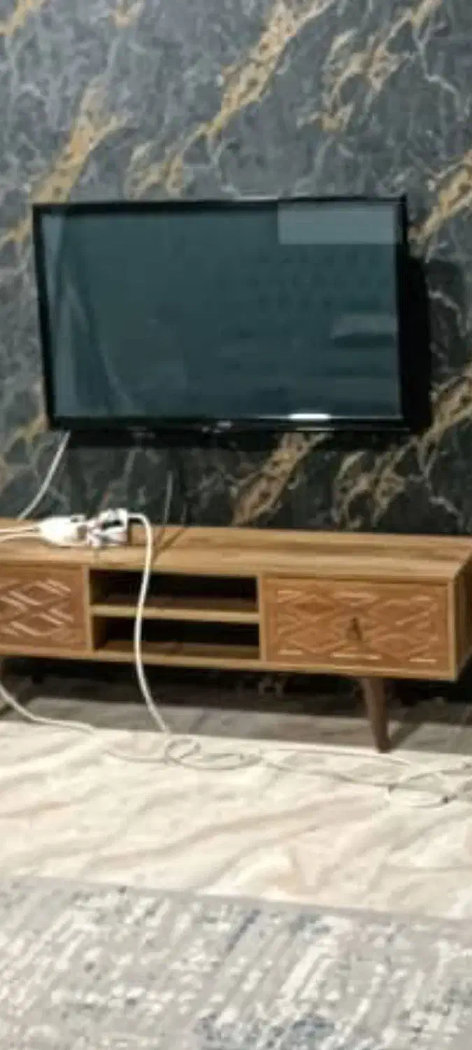 تلویزیون 42اینچ lg|تلویزیون و پروژکتور|بندر انزلی, اطبا|دیوار