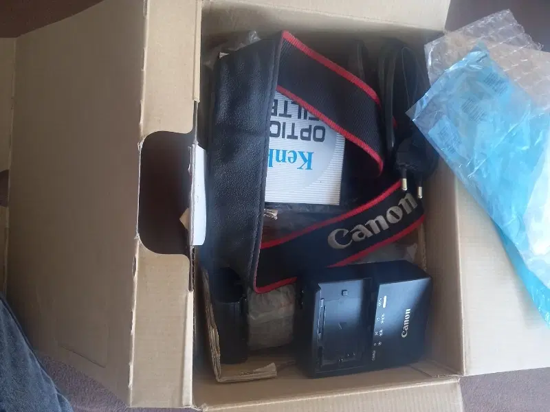 Canon 70D|دوربین عکاسی و فیلم‌برداری|نجف‌آباد, ریاضی|دیوار