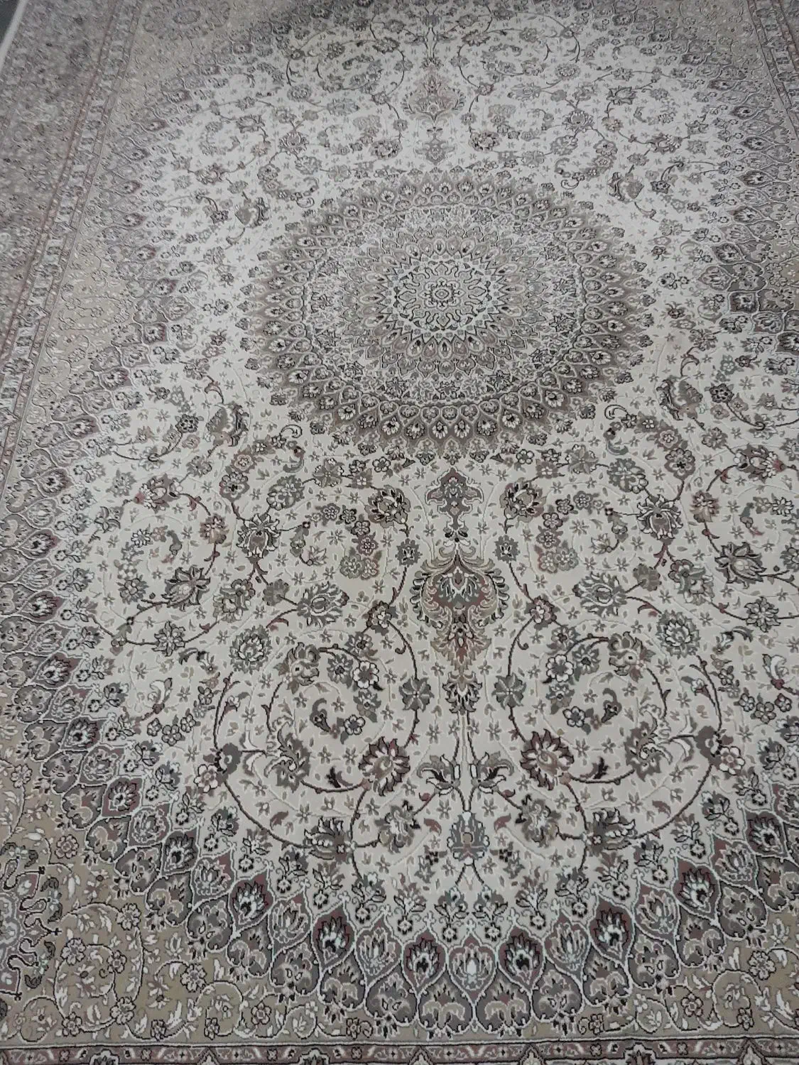 فرش|فرش|کرج, حصارک بالا|دیوار