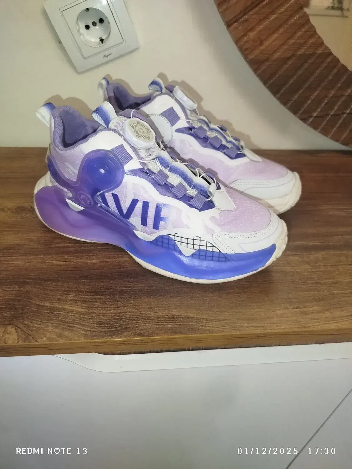 کفش کاملا سالم در حد نو سایز۳۶قالب کوچیک|کیف، کفش، کمربند|پردیس, فاز ۹|دیوار