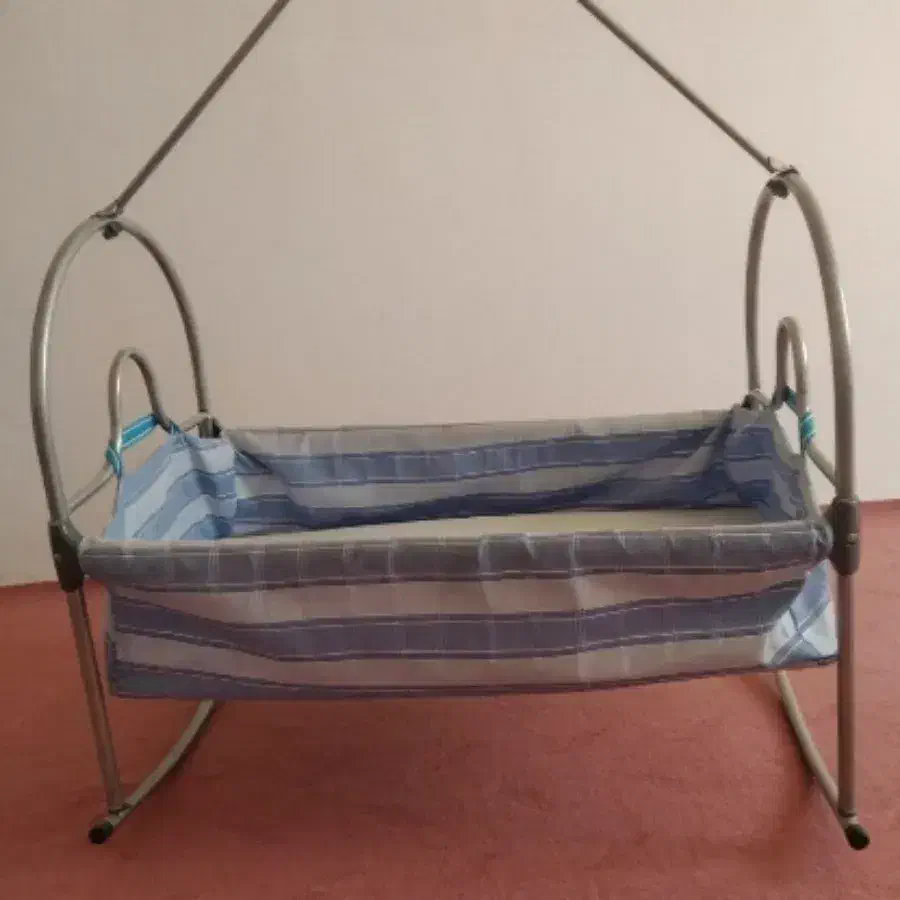 گهواره نوزاد کودک|تخت و صندلی بچه|ساوه, |دیوار