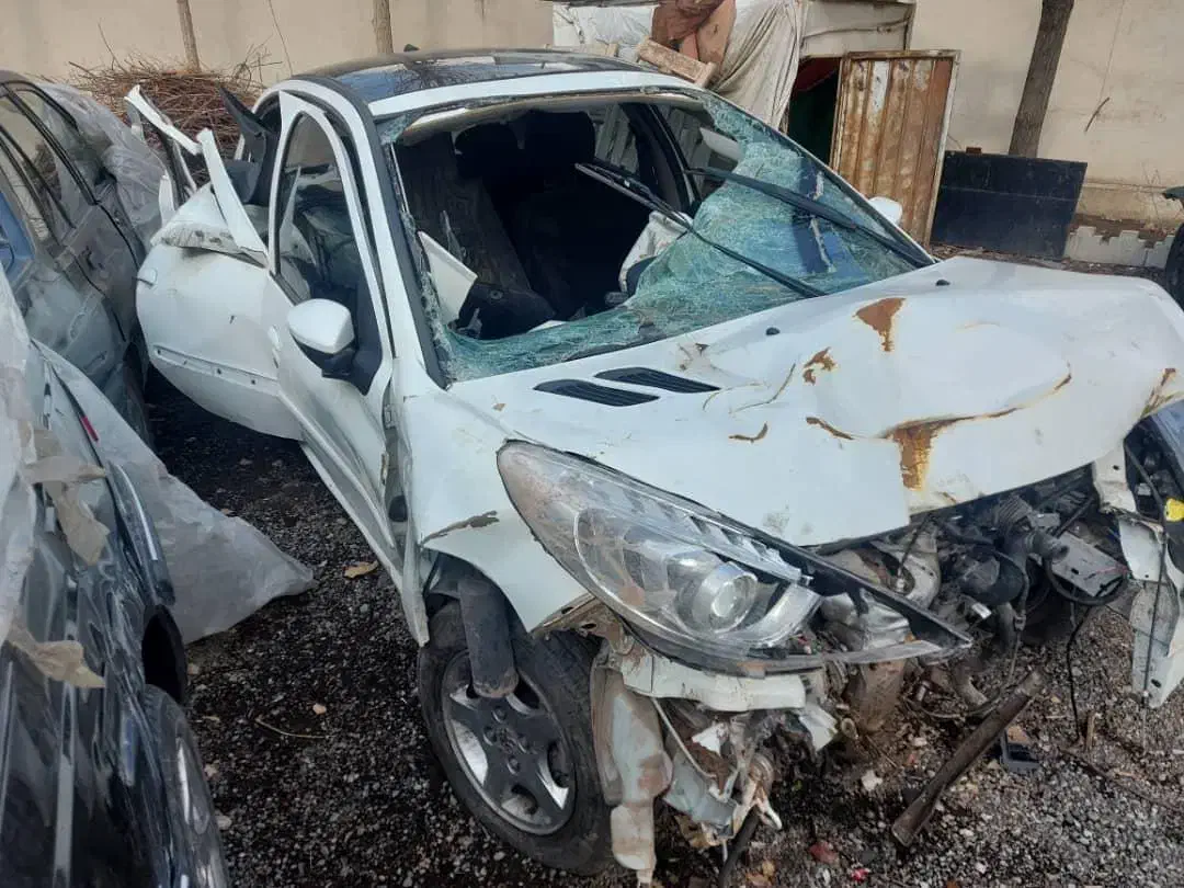 با ما ضرر خودرو تصادفی و چپی خود را کم کنید|خودرو سواری و وانت|کرج, اتحاد|دیوار