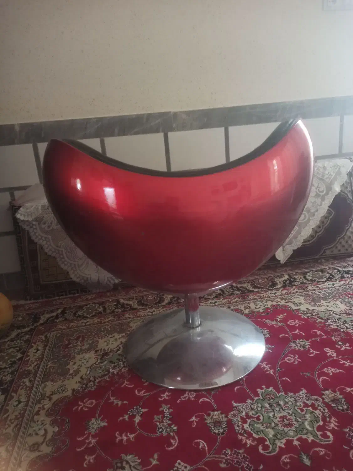 صندلی راحتی قرمز .صندلی دکوری|مبلمان خانگی و میز عسلی|کازرون, |دیوار