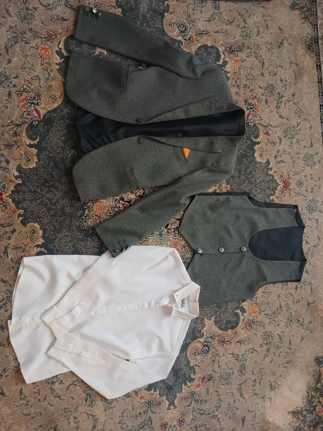 کت و شلوار 4 تیکه|لباس|هشتگرد, فاز ۳ مهستان|دیوار