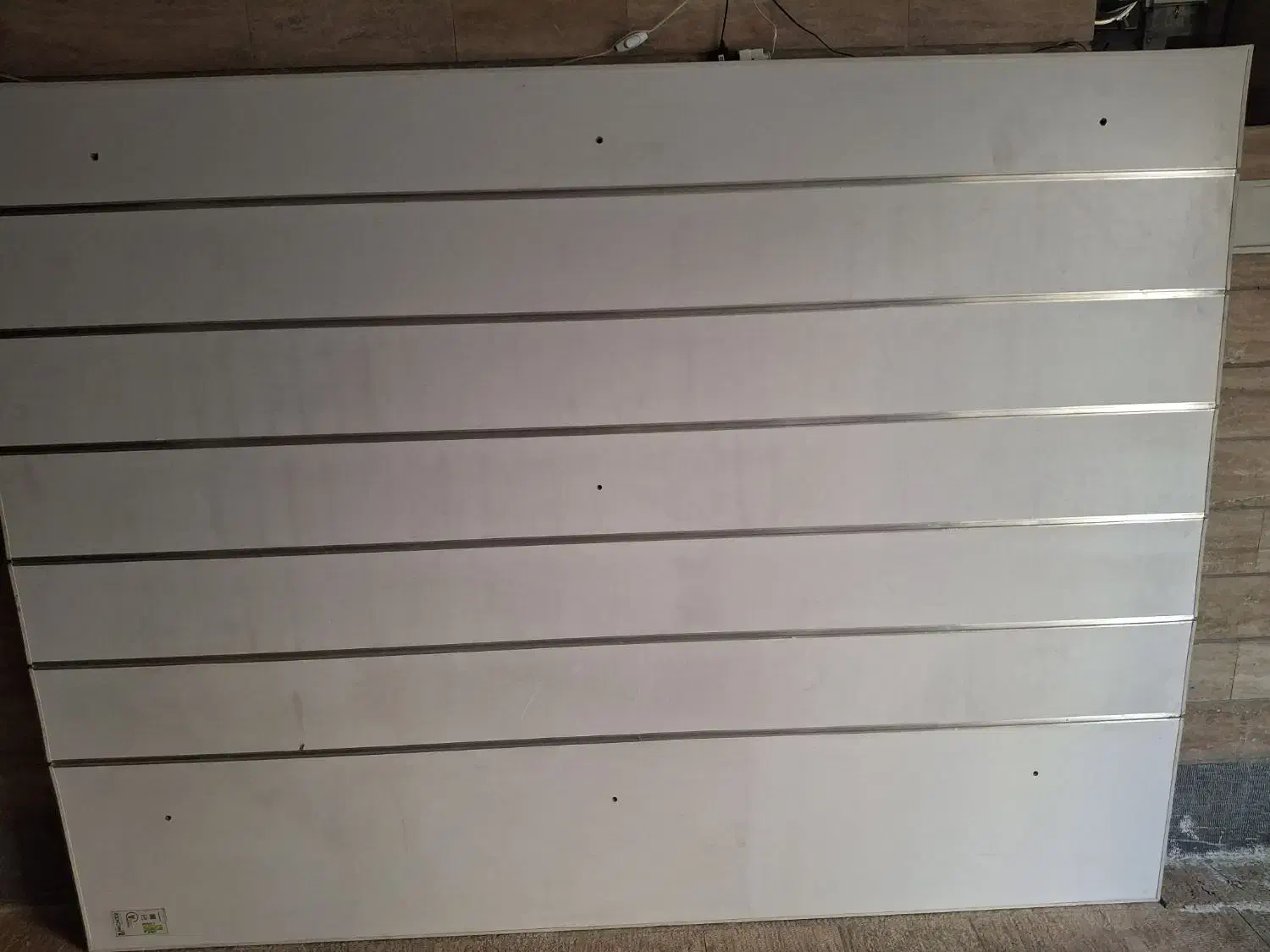 تخته رگال|فروشگاه و مغازه|اصفهان, سنبلستان|دیوار