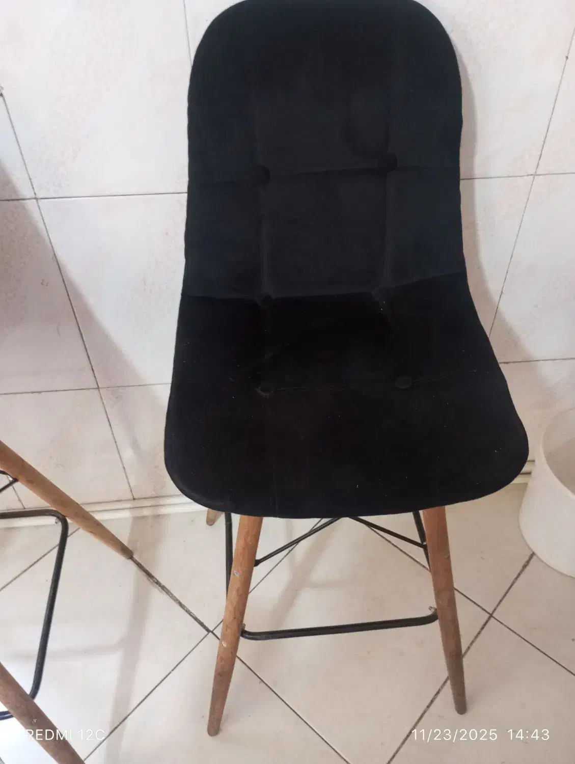 صندلی کافه ای|صندلی و نیمکت|ورامین, ورامین|دیوار