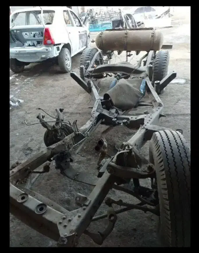 کارگاه تخصصی شاسی کشی و تقویت شاسی نیسان|خدمات موتور و ماشین|فردیس, منظریه|دیوار