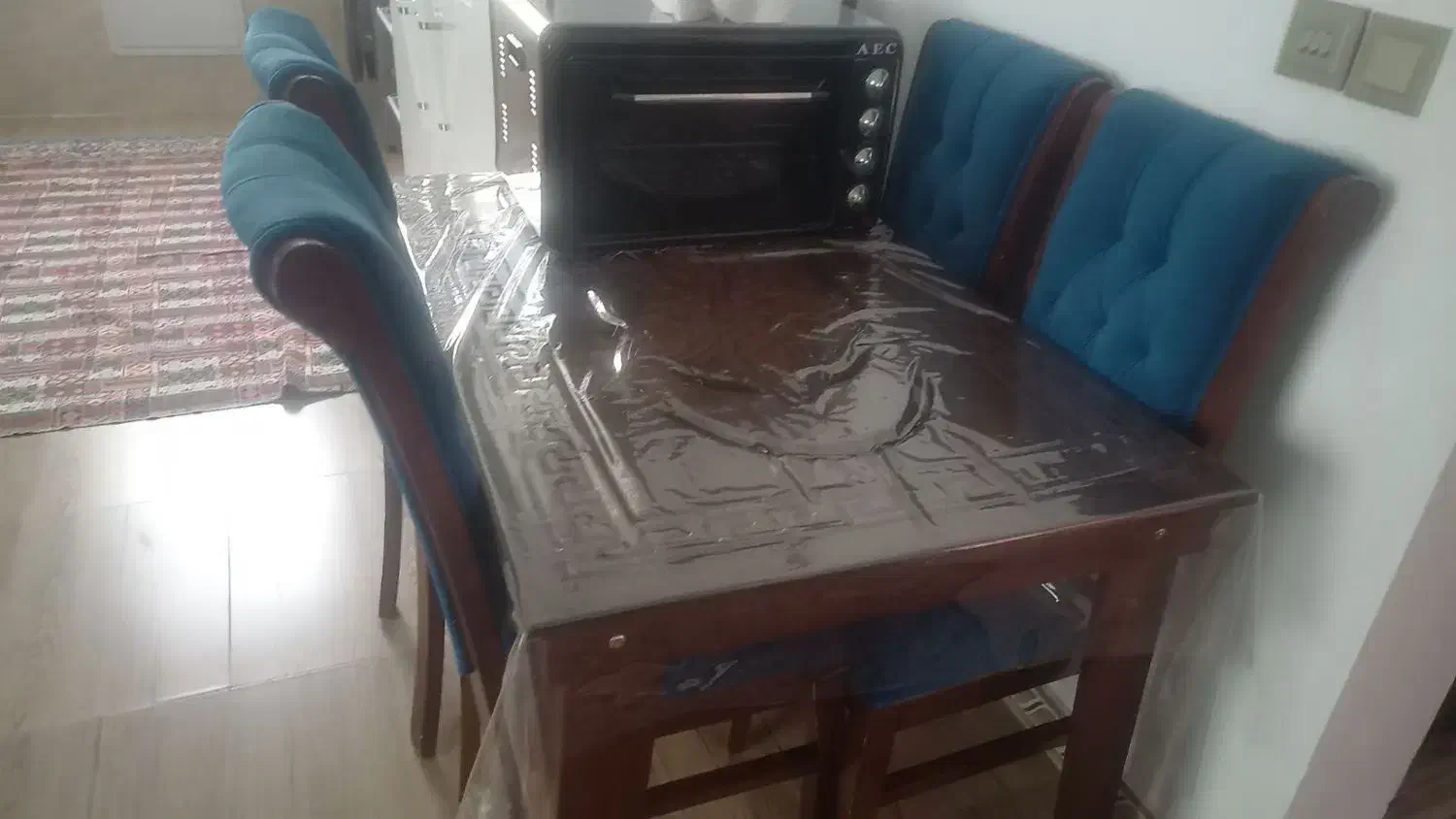 صندلی ومیز|میز و صندلی غذاخوری|معصومیه, |دیوار