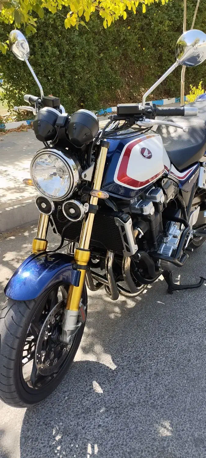 cb1300مدل 2020. درحد خشک واقعیsp|موتورسیکلت|تهران, آذری|دیوار