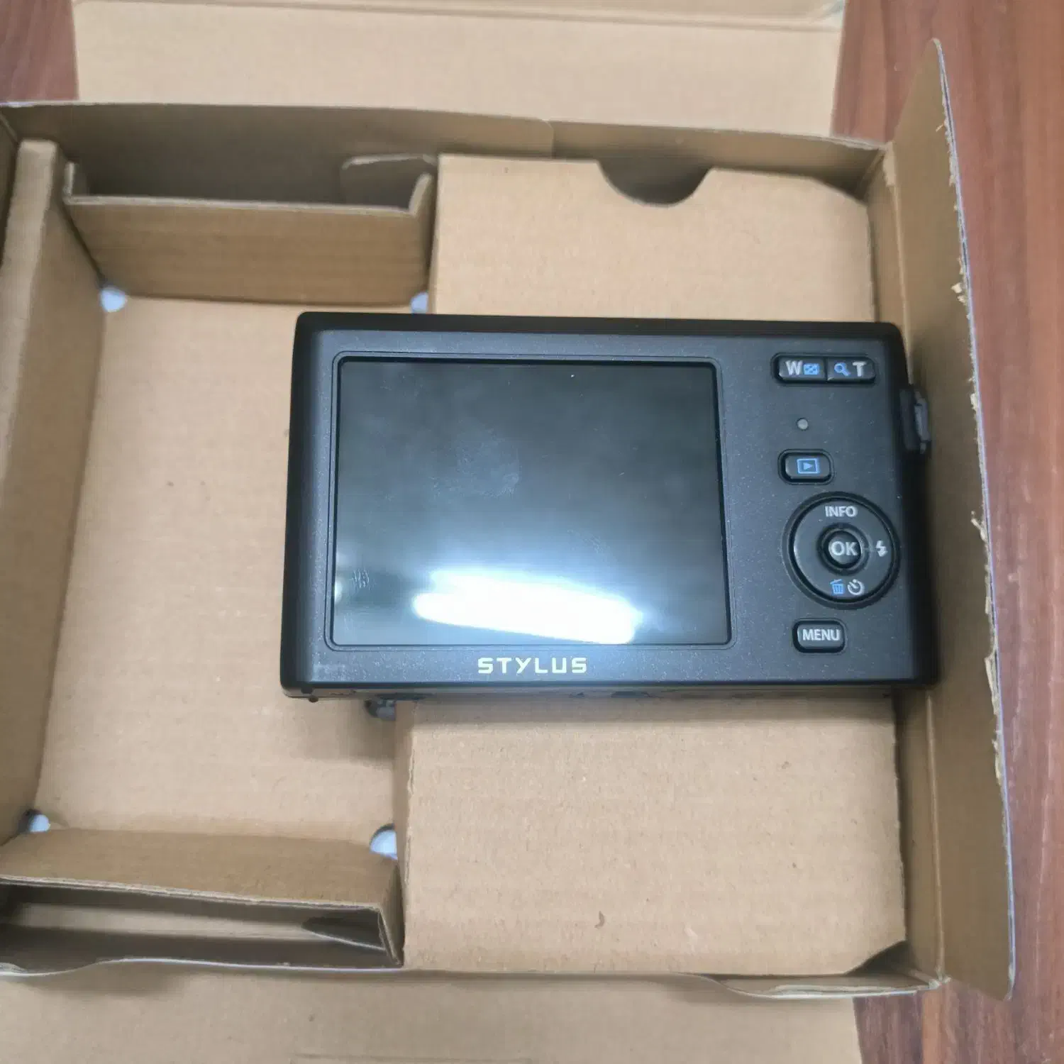 معاوضه با گربه|دوربین عکاسی و فیلم‌برداری|سهند, |دیوار