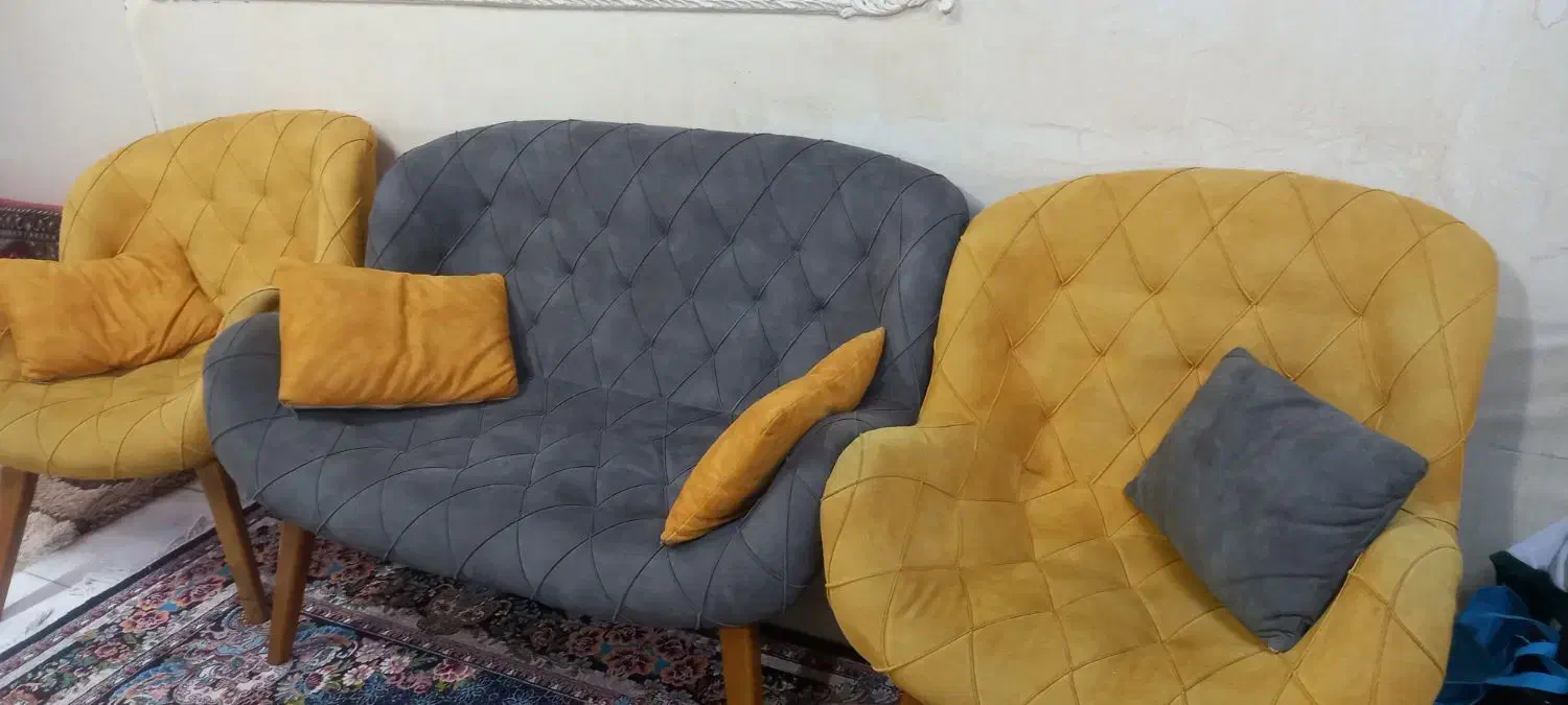 مبل ۷ نفره چستر|مبلمان خانگی و میز عسلی|رشت, کوی فکوری|دیوار