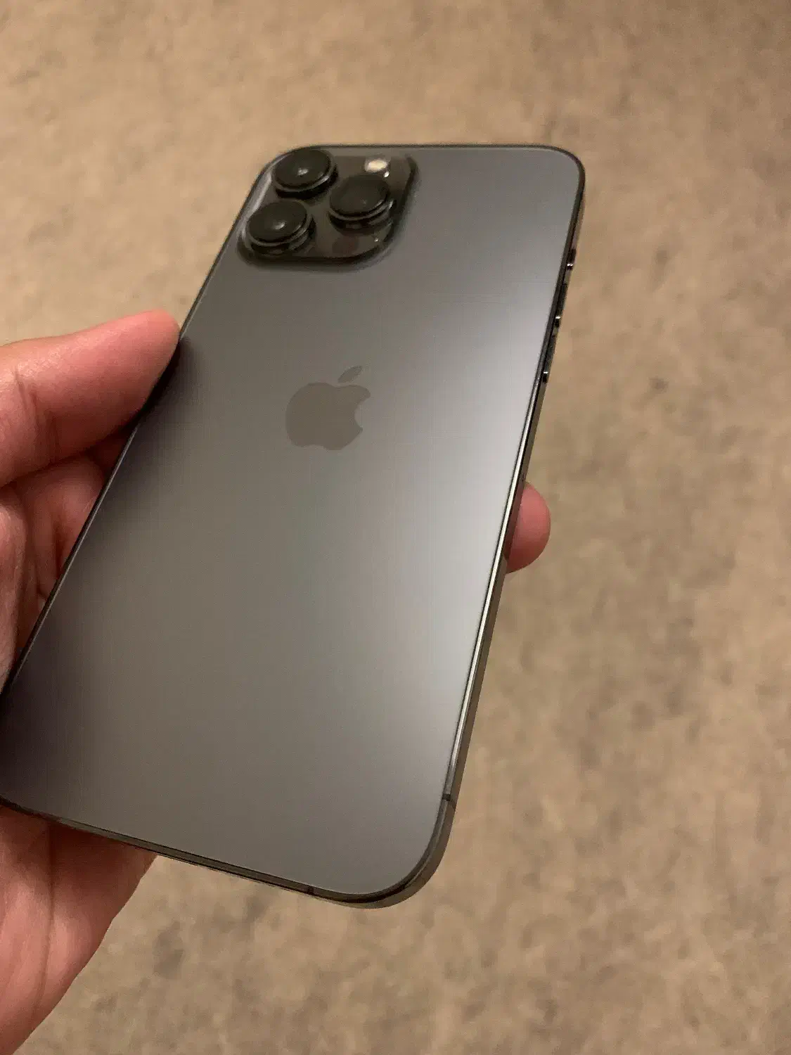 Iphone 13 pro max|موبایل|گرمی, |دیوار