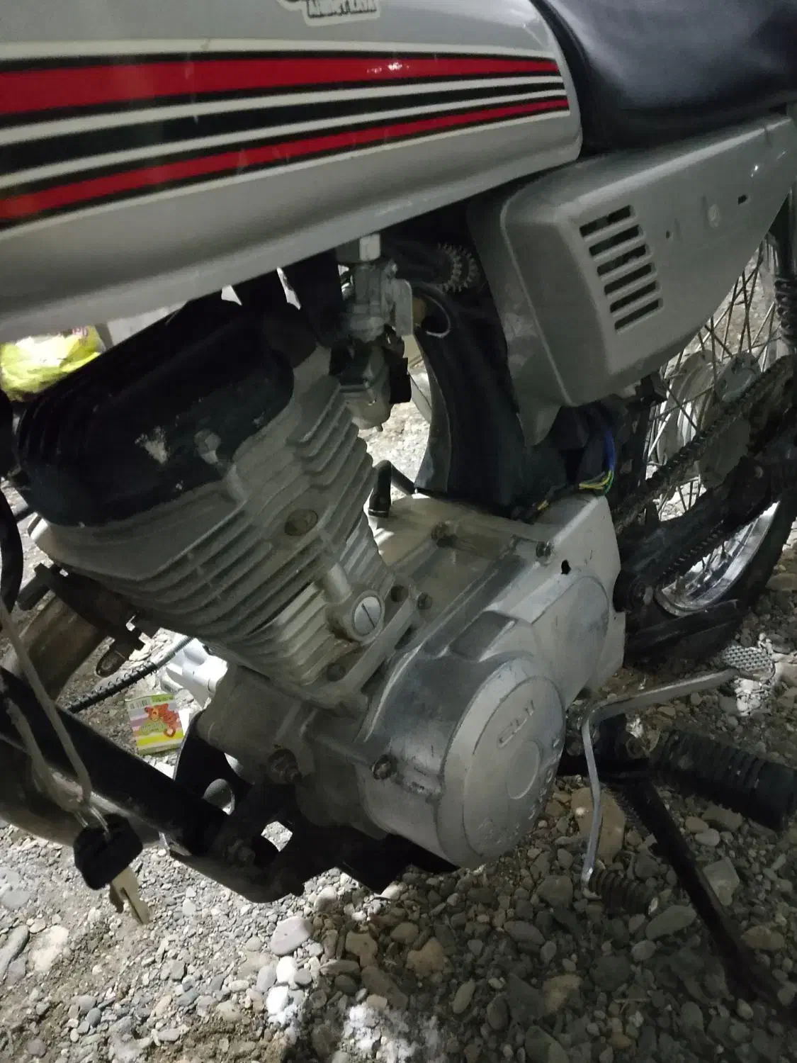 موتور|موتورسیکلت|سیلوانه, |دیوار