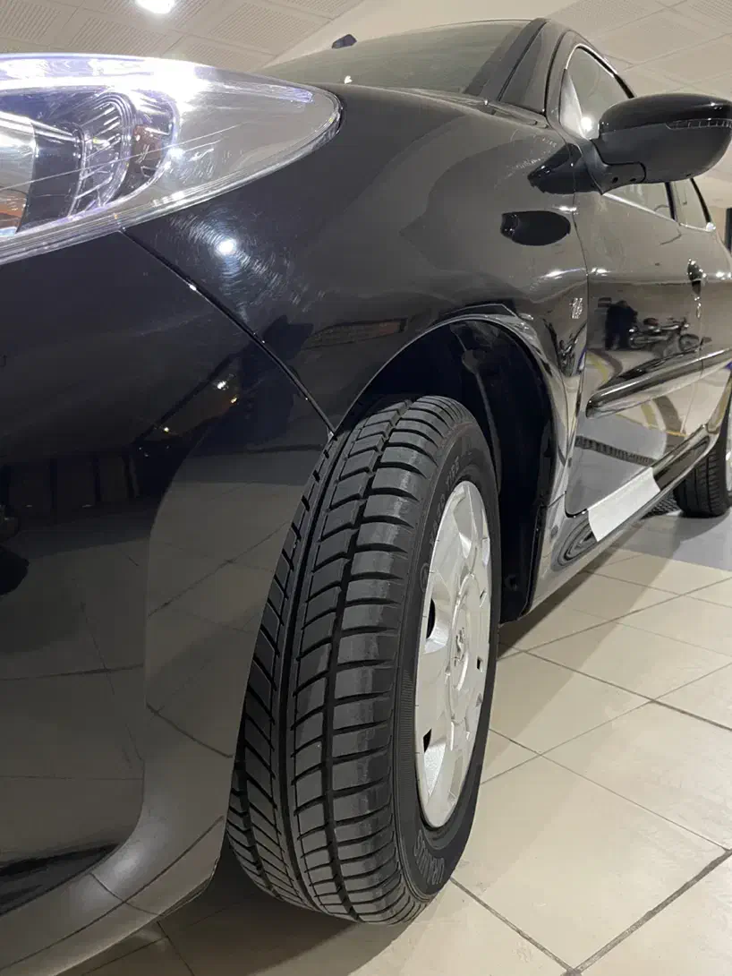 فروش خودرو پژو ۲۰۷ مدل ۴۰۱|خودرو سواری و وانت|شیراز, میرزاکوچک خان|دیوار